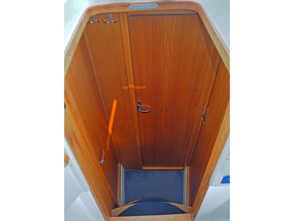 Fore ship, Accommodation